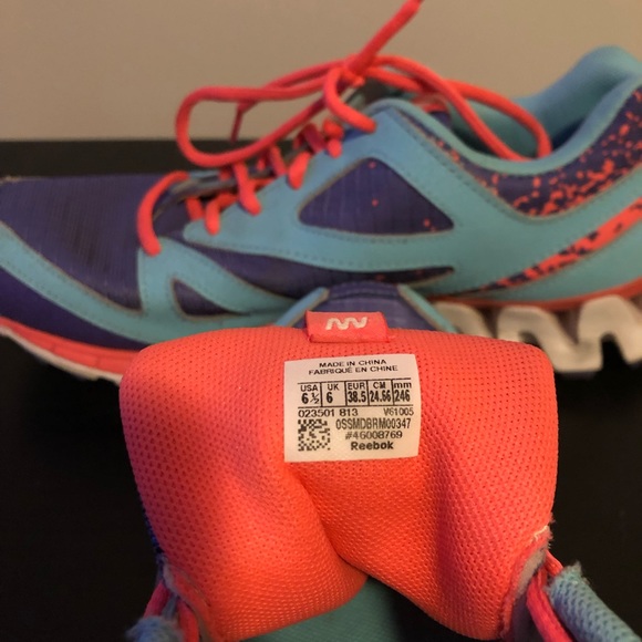 Multicolor Reebok Gym Shoes - Picture 4 of 4